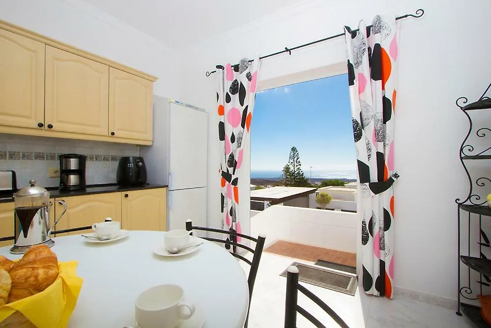 Casa Mcelroy Villa Tias 0*,  Spain